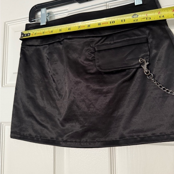 Vintage Guess Black Mini Skirt with Chain Detail - Picture 1 of 7